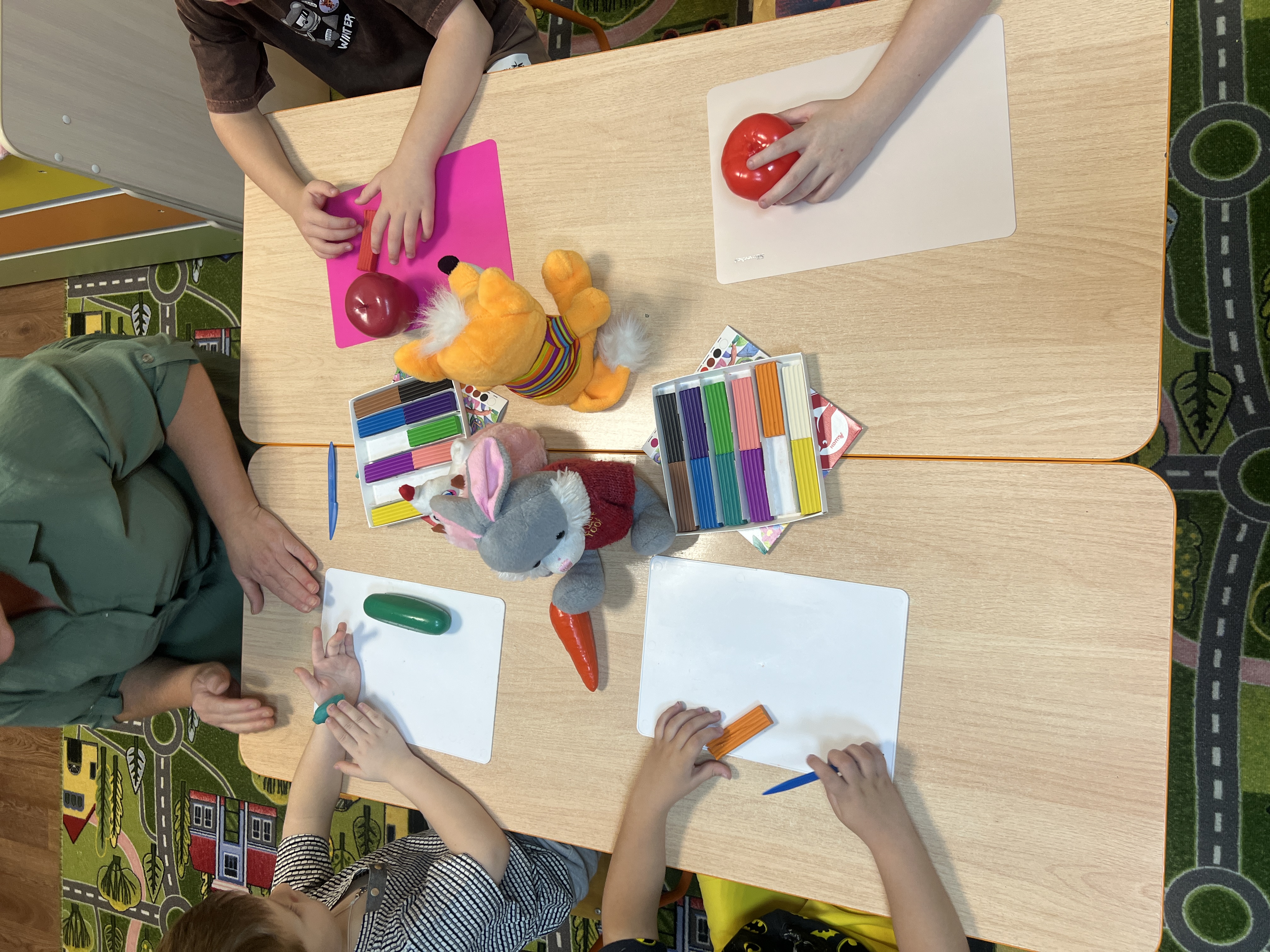 Детский сад Маленький город - Столовая